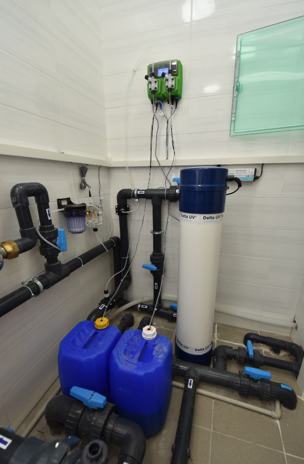 Частный бассейн в коттедже в Астане фото